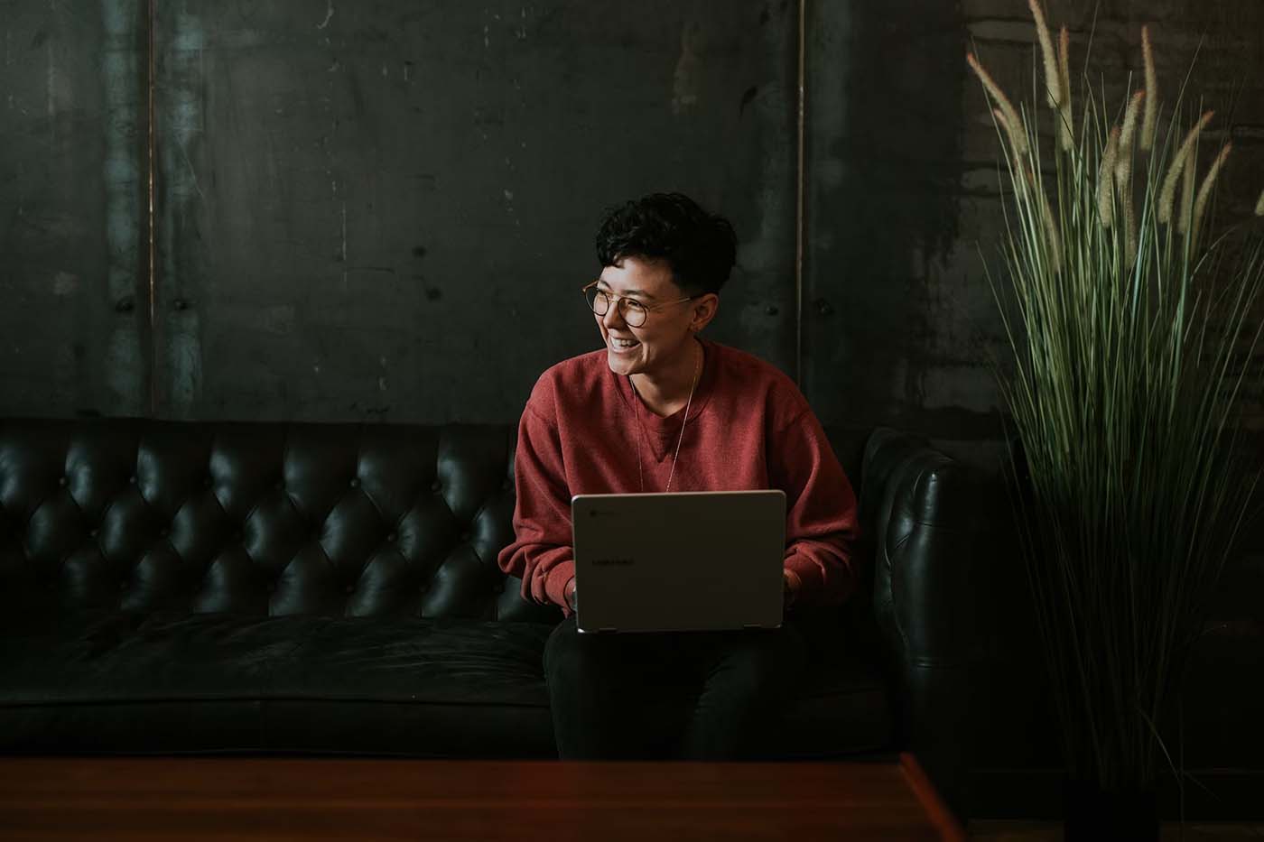 A woman working on her laptop